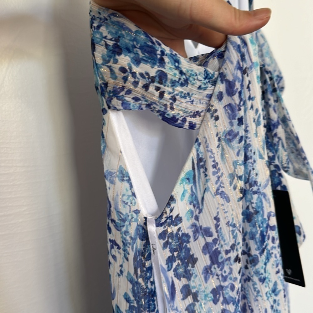 NWT Lulu’s Belle white floral maxi cutout dress - Picture 9 of 10